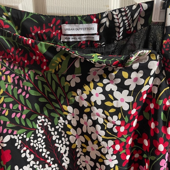 Urban outfitters XS skirt - Picture 9 of 9